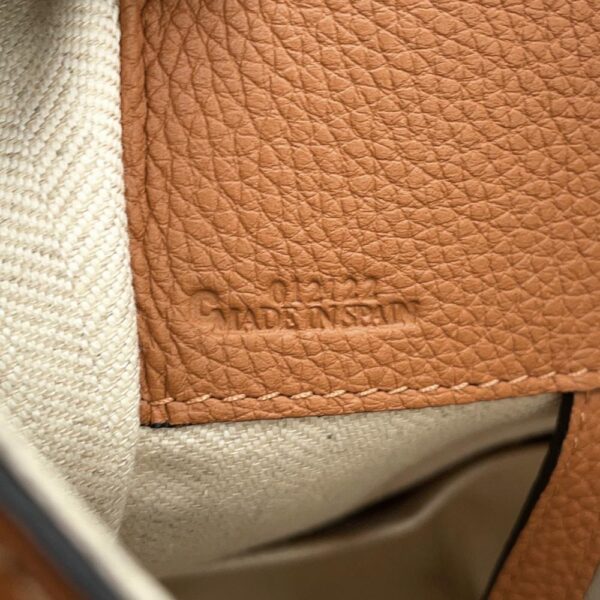 LOEWE hammock Brown387.12KN60 Leather Size Small - Image 13