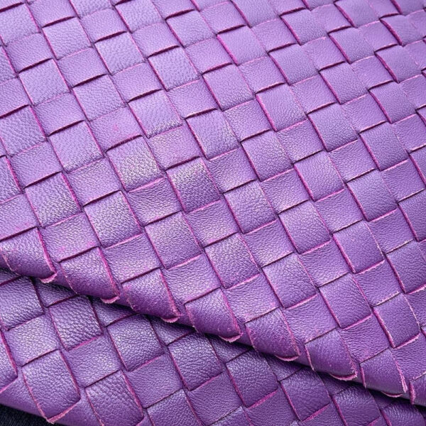 Bottega Veneta INTRECCIATO Shoulder Bag Purple Leather - Image 8