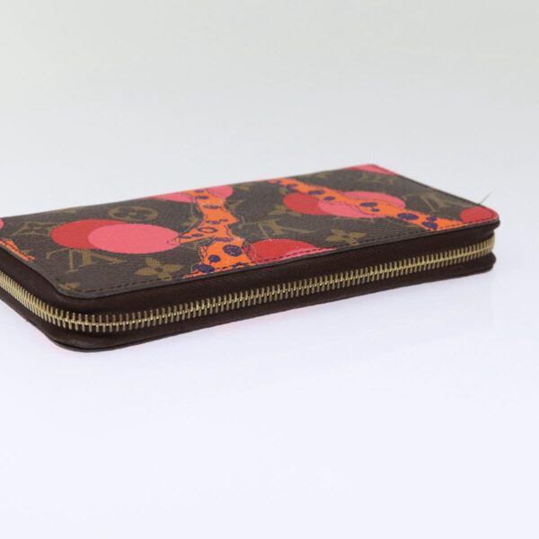 Louis Vuitton Zippy Wallet  Canvas Wallet - Image 4