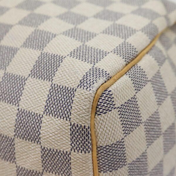 Louis Vuitton Speedy 30  Canvas Handbag - Image 6