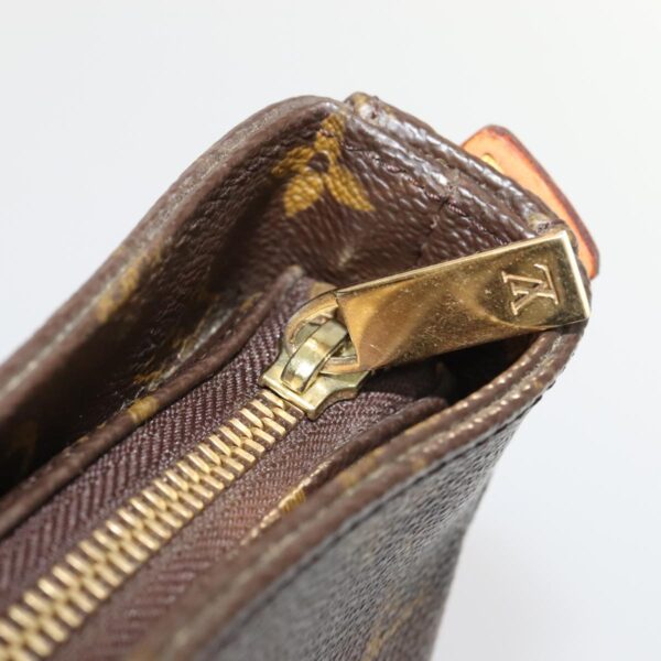 Louis Vuitton Looping Gm  Canvas Shoulder Bag - Image 5