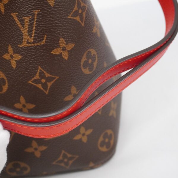 Louis Vuitton Noé  Canvas Shopper Bag - Image 4