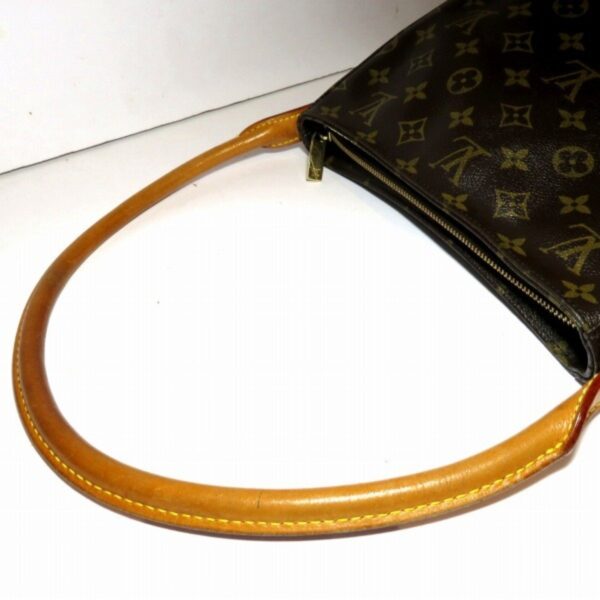 Louis Vuitton Looping Mm  Canvas Shoulder Bag - Image 5