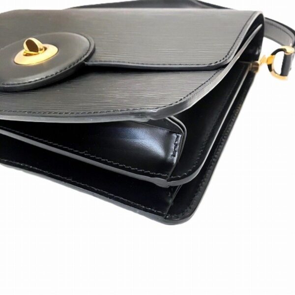 Louis Vuitton Free Run  Leather Shoulder Bag - Image 6