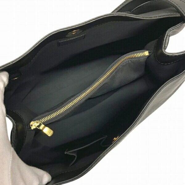 Louis Vuitton Mandala  Leather Shoulder Bag - Image 4