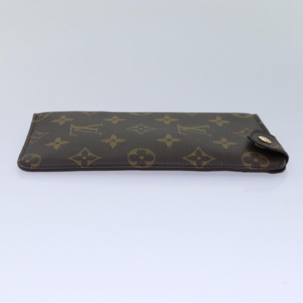 Louis Vuitton Etui À Lunettes  Canvas Wallet - Image 4