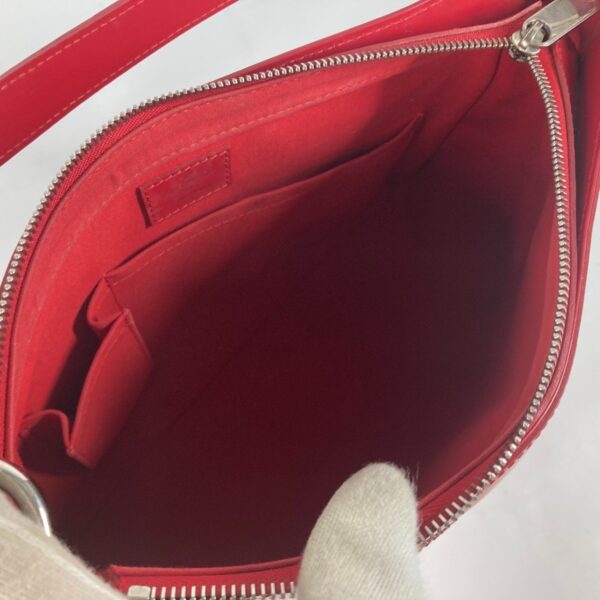 Louis Vuitton Turenne  Leather Shoulder Bag - Image 5
