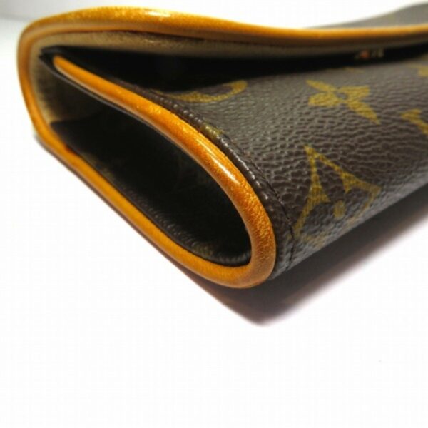 Louis Vuitton Pochette Twin  Canvas Clutch Bag - Image 5
