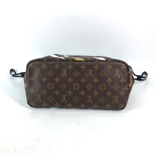 Louis Vuitton Neverfull Mm  Canvas Tote Bag - Image 3
