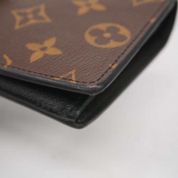 Louis Vuitton Brazza  Canvas Wallet - Image 4
