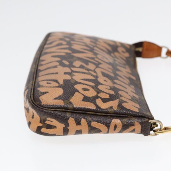 Louis Vuitton Pochette Accessoire  Canvas Clutch Bag - Image 3