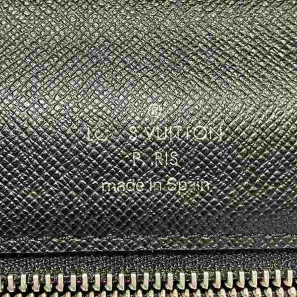 Louis Vuitton Selenga  Leather Clutch Bag - Image 5