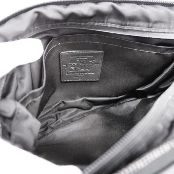 Louis Vuitton Messenger  Leather Shoulder Bag - Image 5