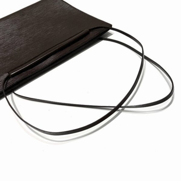 Louis Vuitton Saint Tropez  Leather Shoulder Bag - Image 4