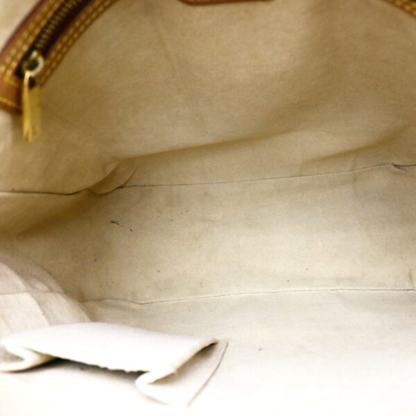 Louis Vuitton Looping Gm  Canvas Shoulder Bag - Image 5