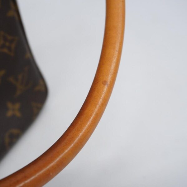 Louis Vuitton Looping Gm  Canvas Shoulder Bag - Image 4